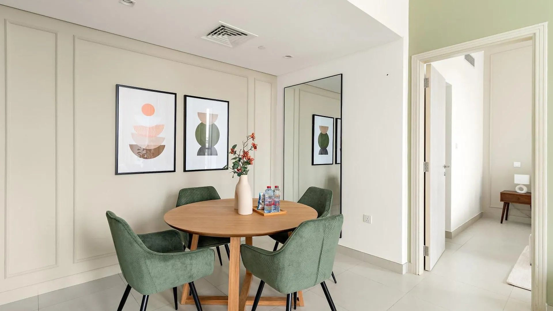 Apartment Silkhaus Signature 1Br In Afnan At Production City Dubai