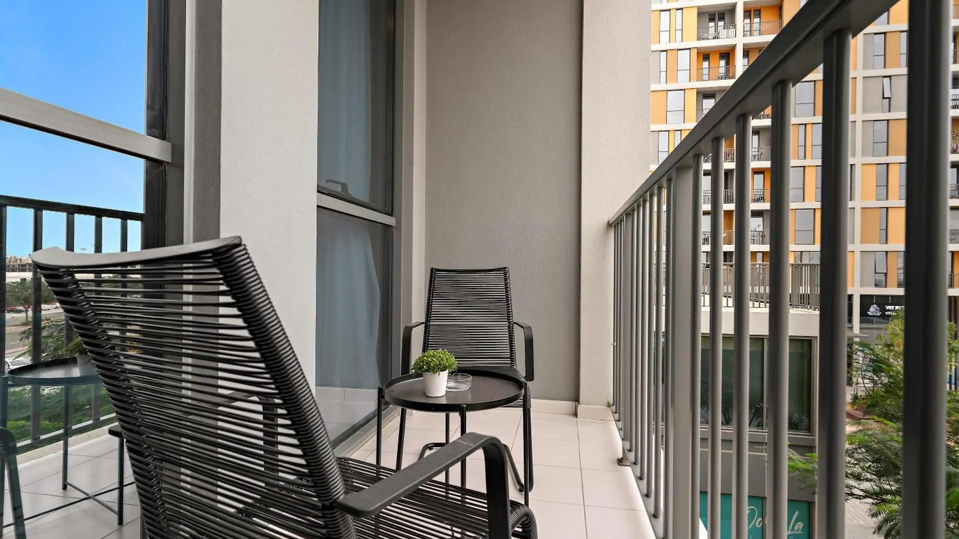 Silkhaus Signature 1Br In Afnan At Production City Dubai 0*,